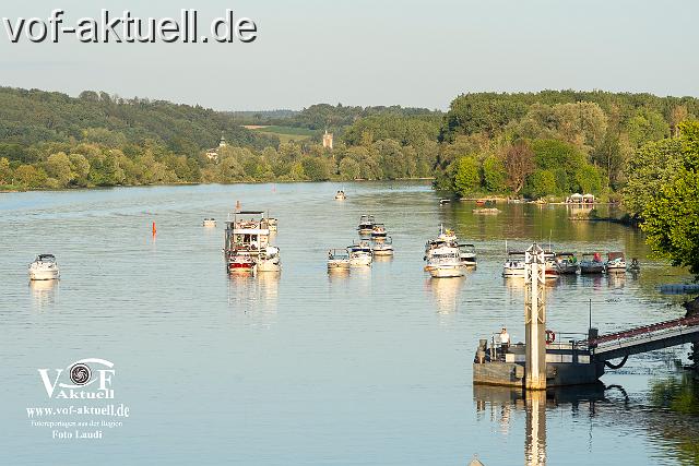 A-Fr_Foto Laudi_Donau in Flammen-9.jpg